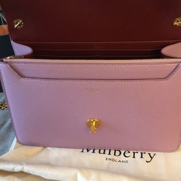 Mulberry Darley in Lilac Cross Grain Leather - Picture 7 of 13